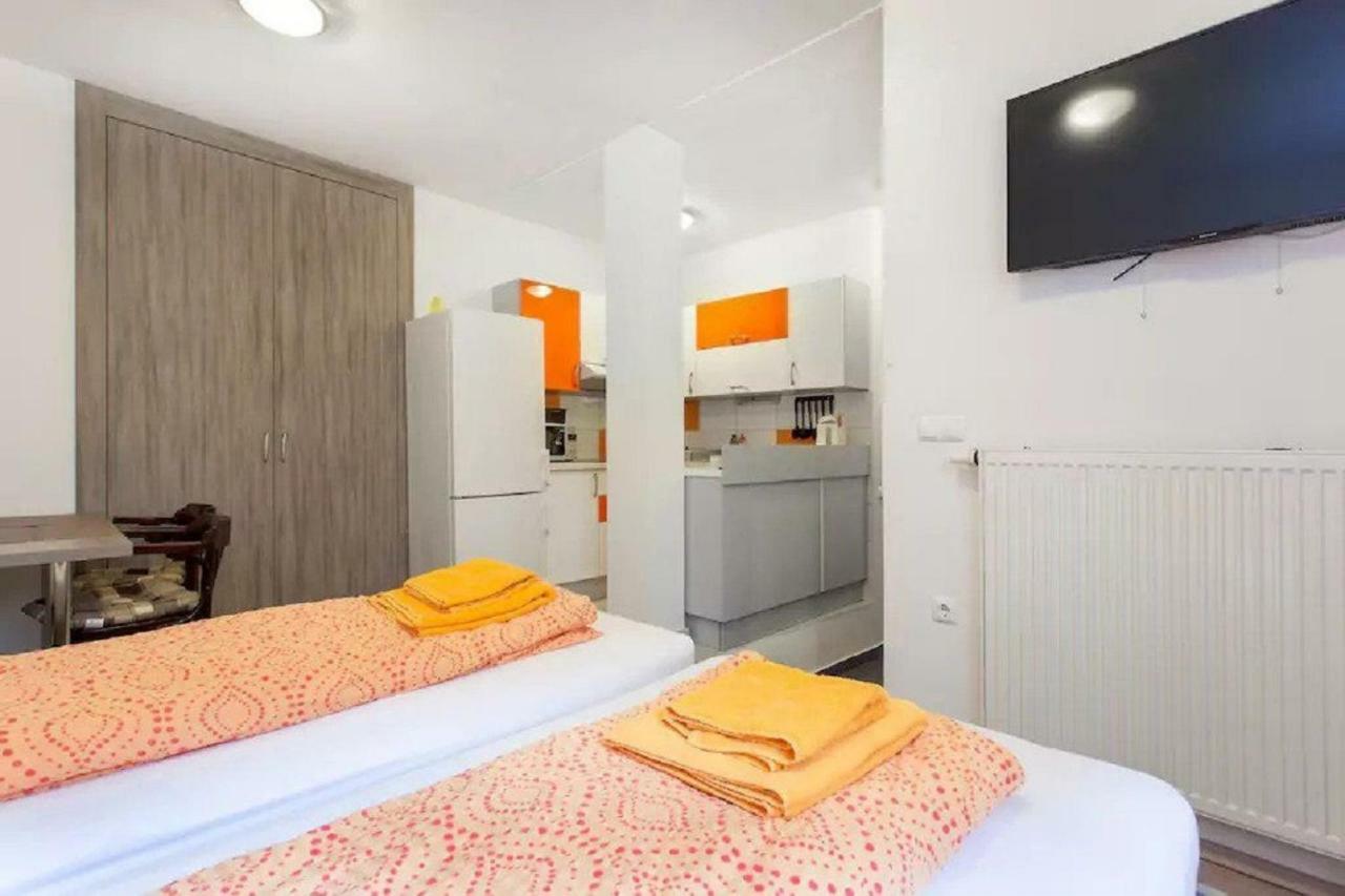 Fabrka Apartment *